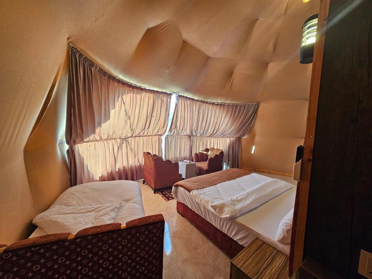 Wadi Rum Oscar Camp Esterno foto